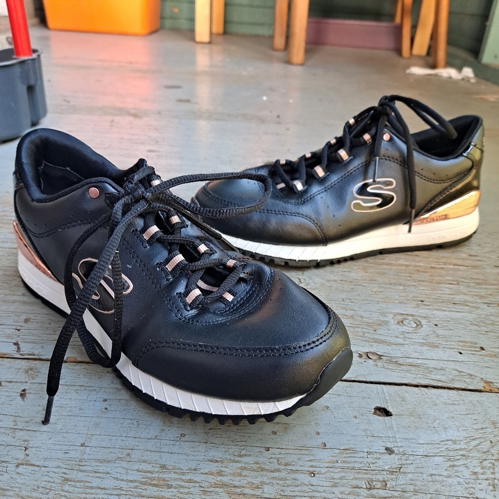 Black leather Skechers Sneakers - Picture 2 of 7